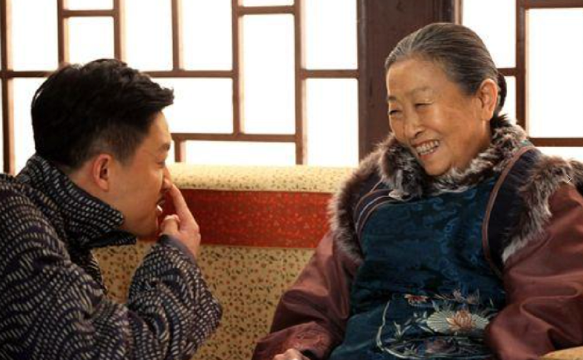 “丑娘”张少华去世！贾玲冯远征发文悼念，杨志刚送干妈最后一程休闲区蓝鸢梦想 - Www.slyday.coM