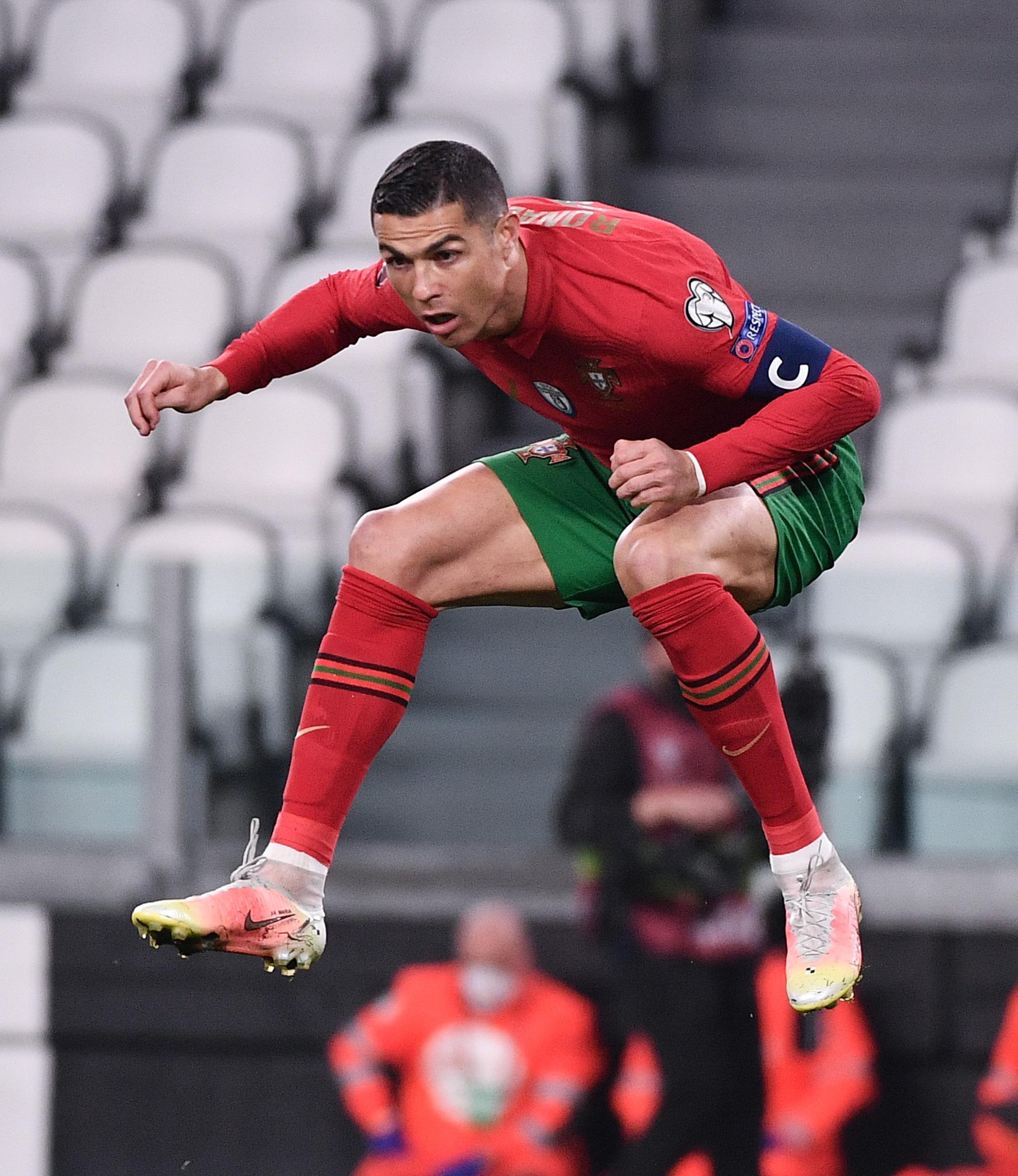 足球——世预赛:葡萄牙胜阿塞拜疆