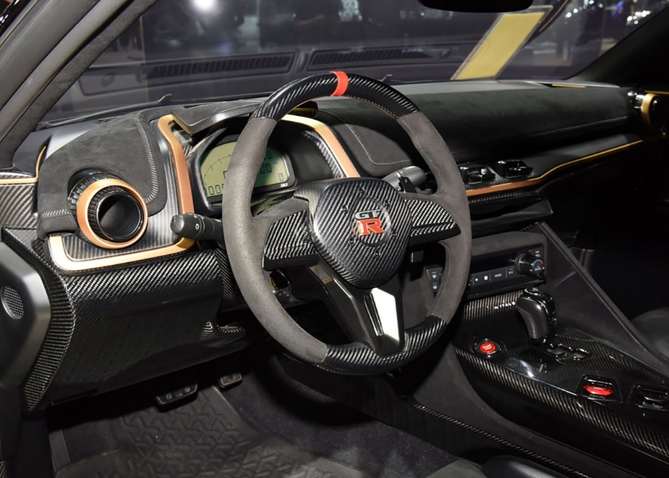 日产的精神图腾gtr推出50周年限量版需要774万