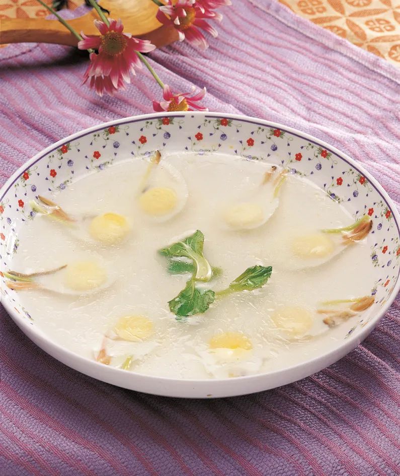 鸽子蛋有营养用来做汤很不错三种吃法送给你