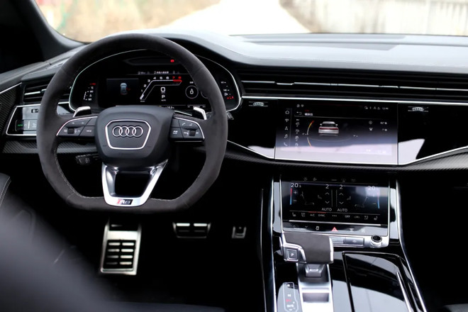 纽北最快suv奥迪rsq8卡宴turbo和阿尔法stelvio怎么选