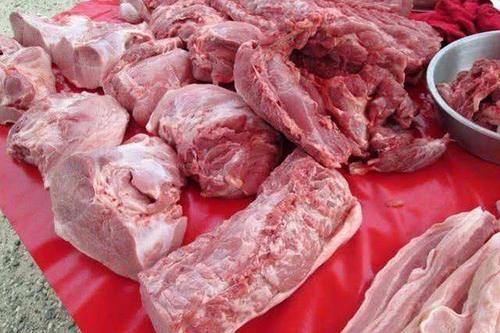 鹅肉等,这些肉类中的嘌呤含量加高,尤其是鹅肉,每一百克鹅肉中含嘌呤