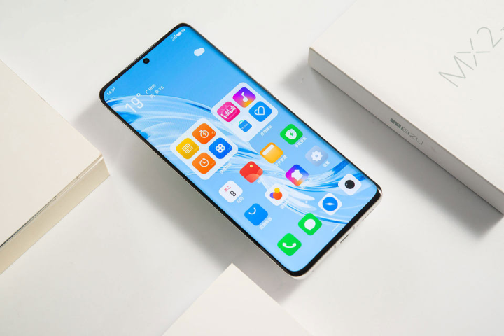 魅族18 Pro上手两周体验,旗舰机有的没的它都有