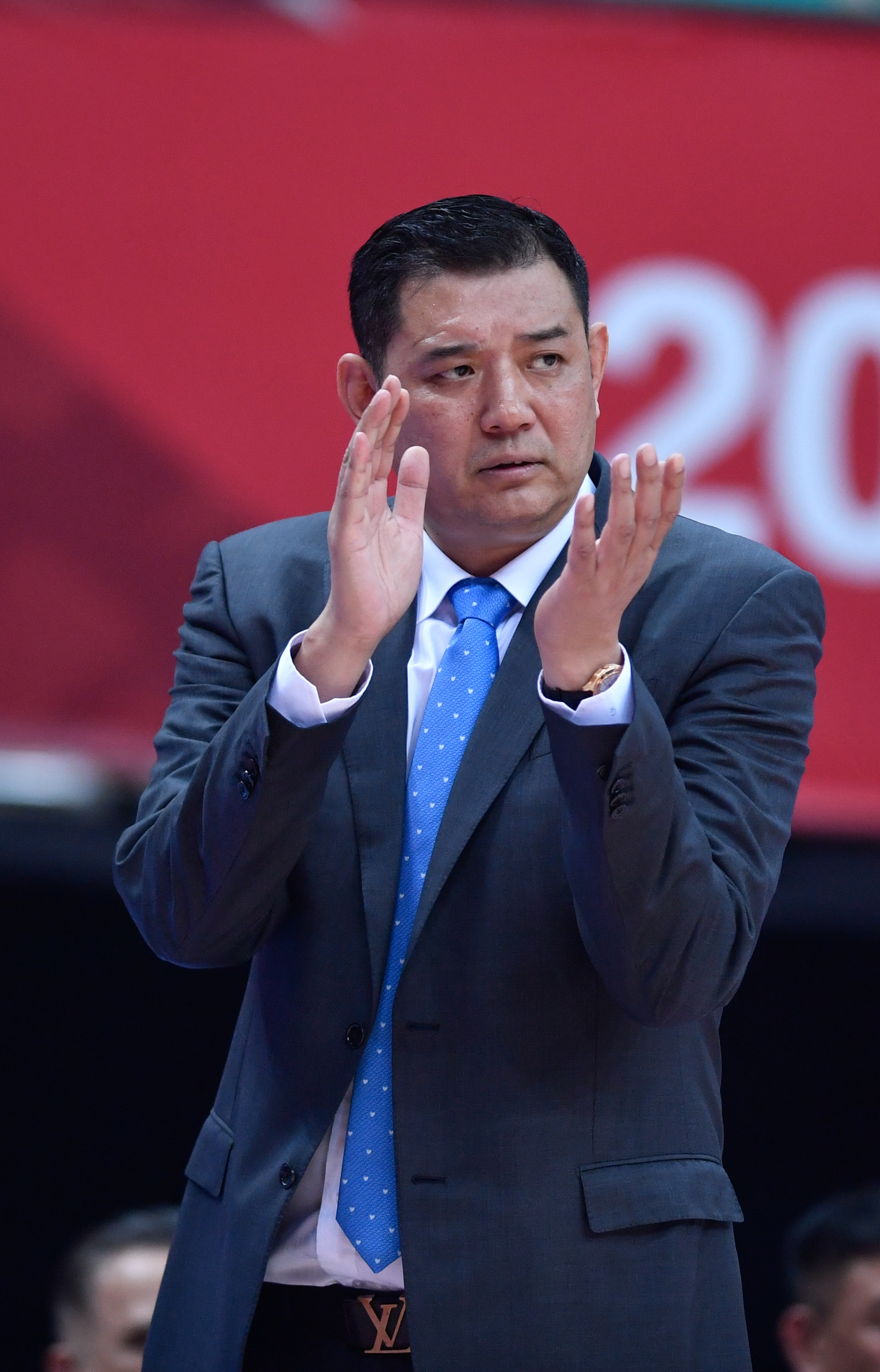 篮球——cba第四阶段:北京紫禁勇士不敌山东西王