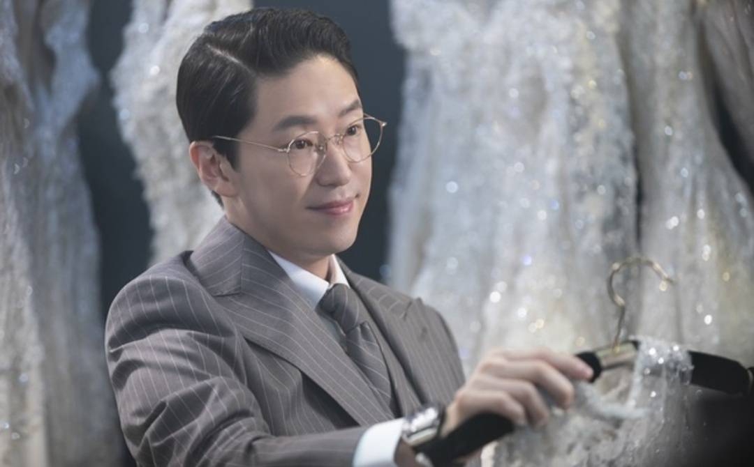 《顶楼2》大结局前瞻:李智雅金素妍联手对付严基俊,剧情再反转|李智雅