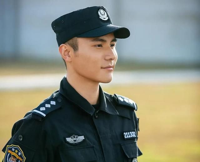 束文波也太扭捏了对比决断的阮青夏向卡壳夫妇看齐不卡壳