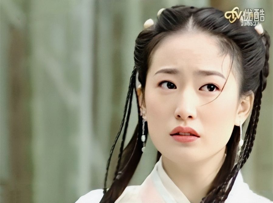 配角恋情亮眼过主角恋情,绿袍x余英男相爱相杀令人难忘