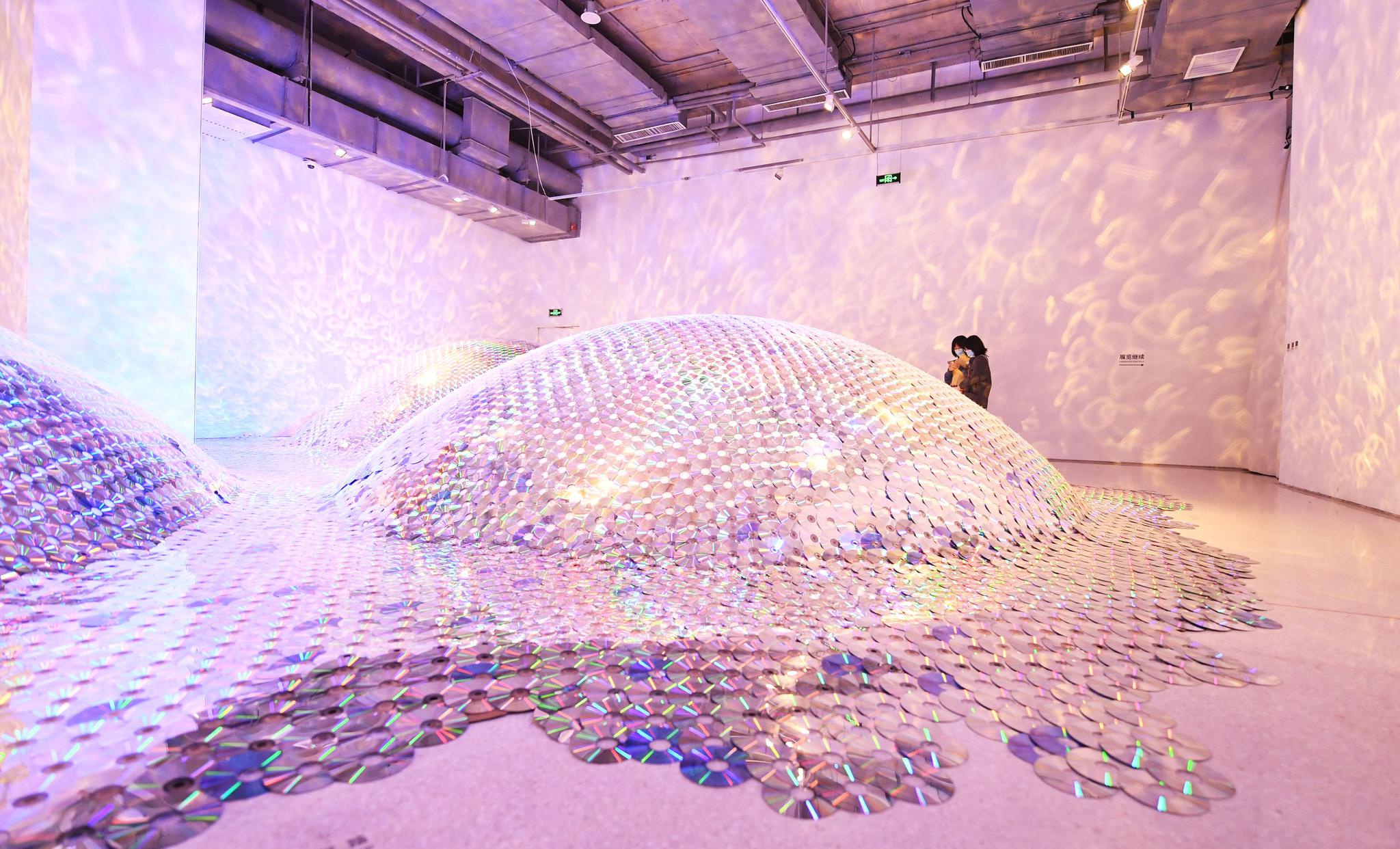 北京:《wavelength:此时此刻》当代艺术展开展