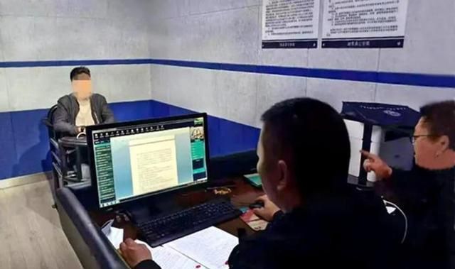 男子求复合被拒,带钢钎挖女方父母坟墓泄愤:跟你爸妈沟通一下休闲区蓝鸢梦想 - Www.slyday.coM 男子求复合被拒,带钢钎挖女方父母坟墓泄愤:跟你爸妈沟通一下休闲区蓝鸢梦想 - Www.slyday.coM