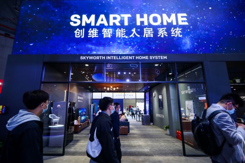 从创维展区中,覆盖生活场景的5g 创维智能人居系统,给业界留下深刻