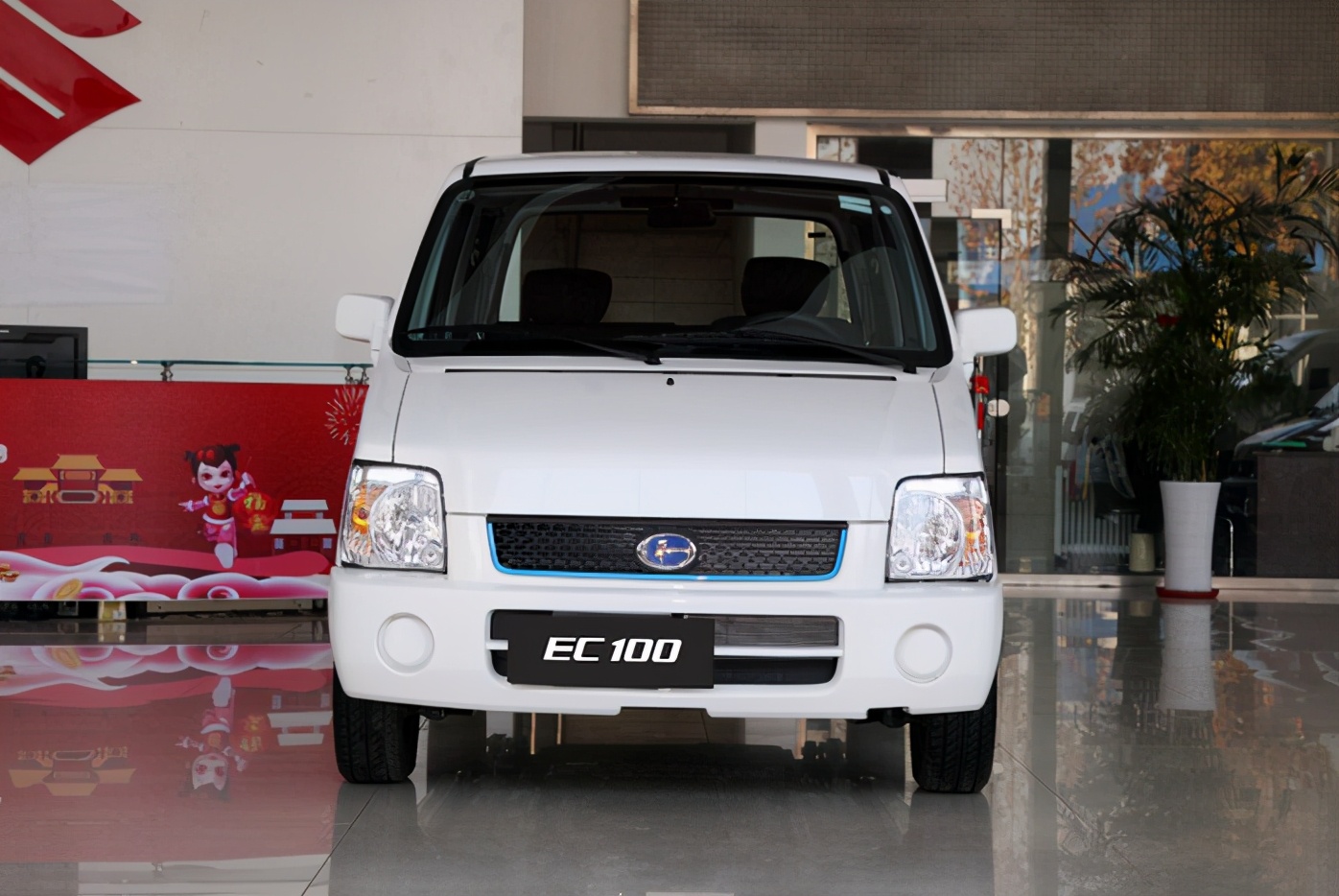 续航100公里售价7万多北汽ec100卖得过五菱宏光miniev吗