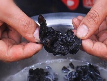 泡木耳只用清水浸泡就错了记得多加2样木耳软嫩美味特干净