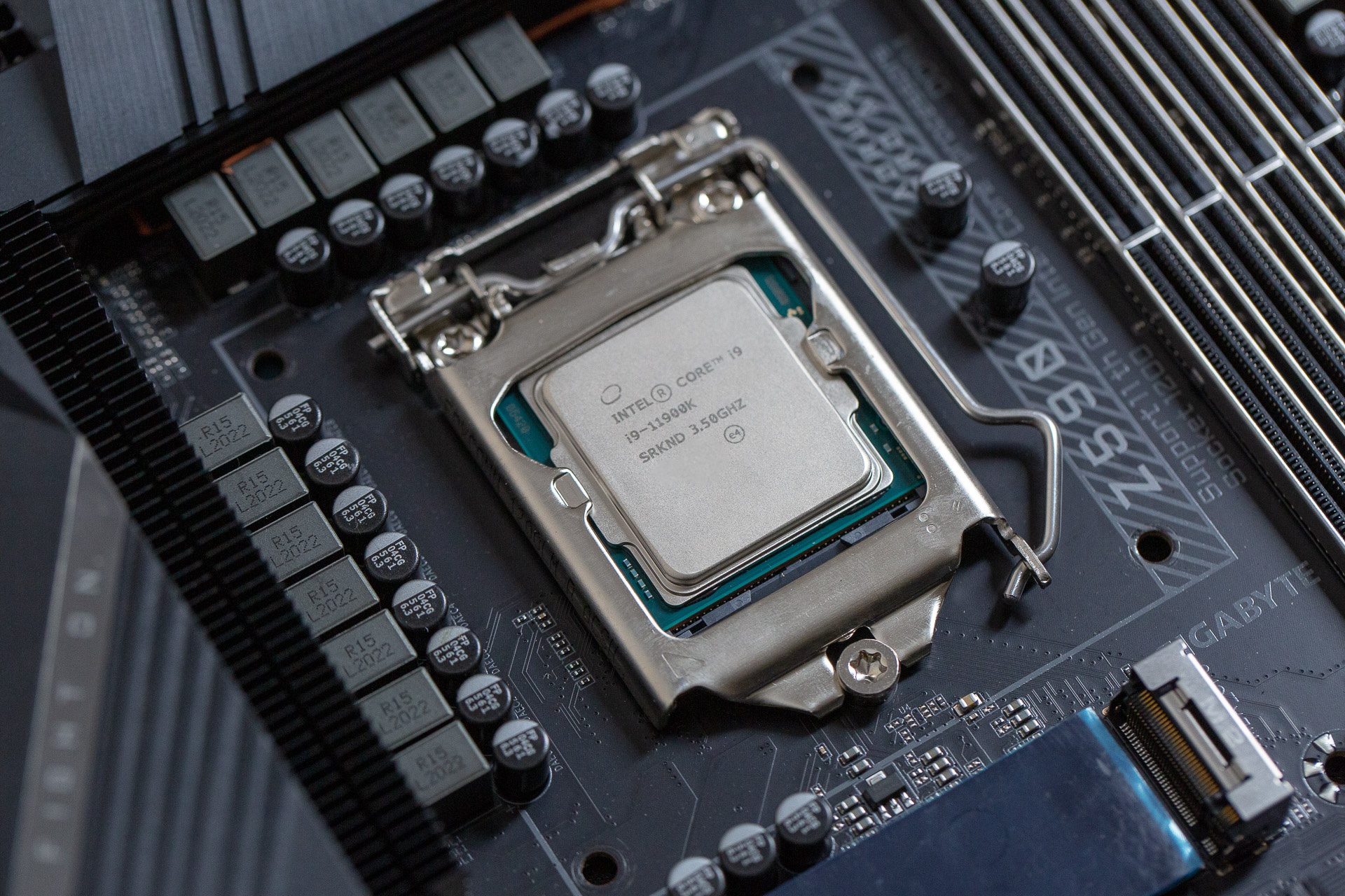 游戏玩家的最爱intel11代i911900k装机评测分享