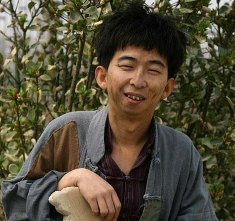盘点长得丑的男明星，只有他有演技有才华，其他长得丑竟然还出轨|巨兴茂|男明星|演技_新浪新闻