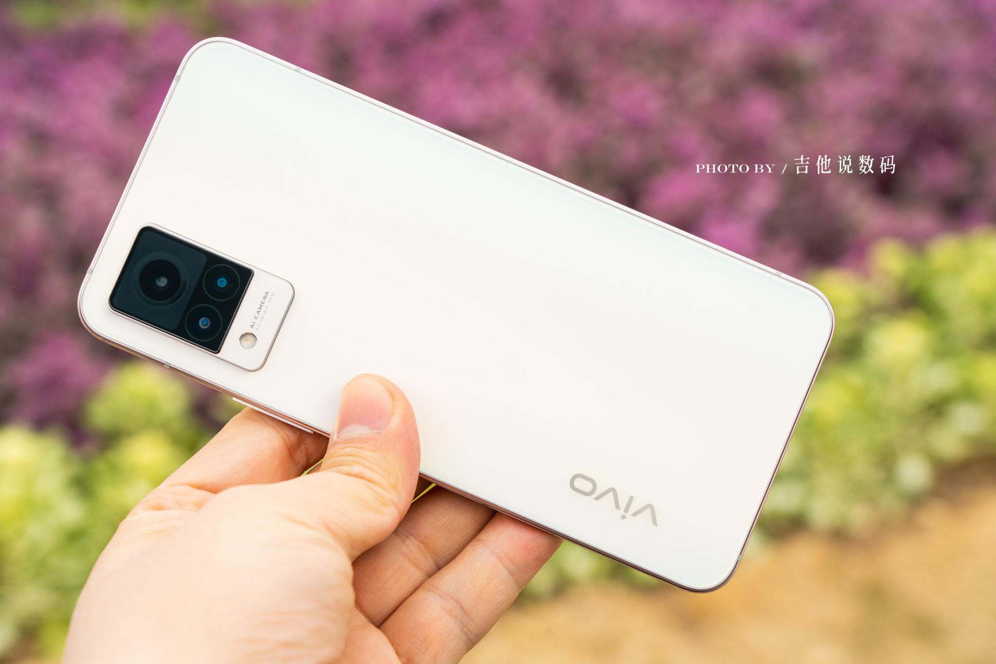 讲真vivos9这个朝露白真的一点都不白漂亮极了