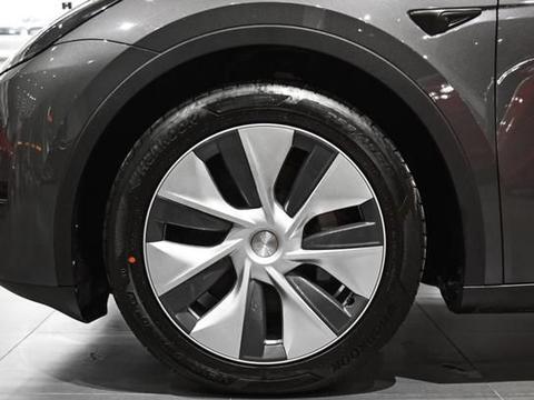 特斯拉modely和x有什么区别?