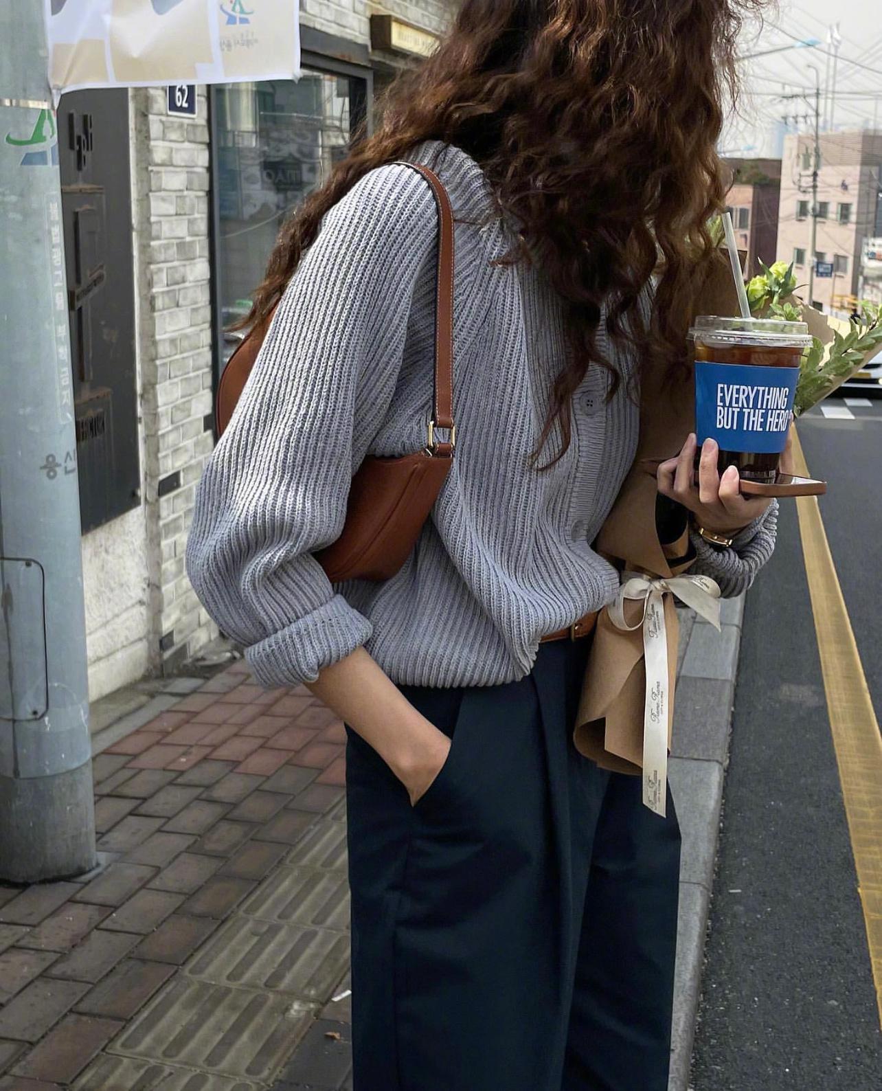 ins博主简约大气的韩风穿搭look基本款的穿搭指南