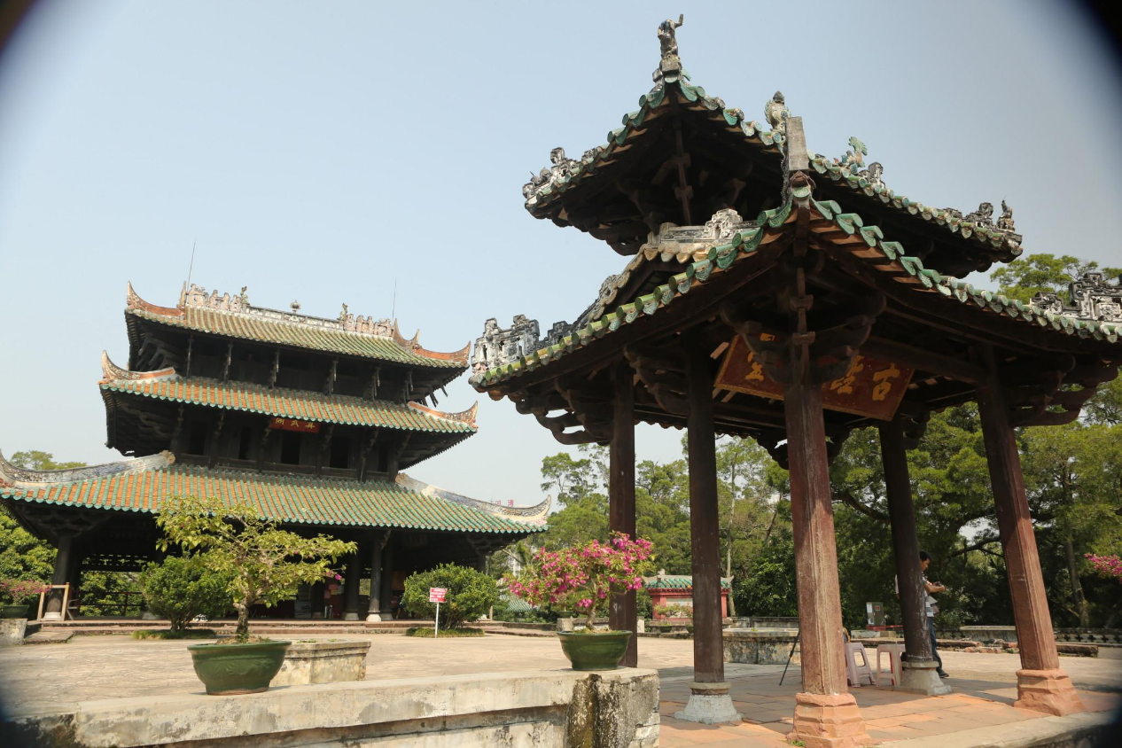 广西一神奇的明朝古建筑四柱悬空却400多年没倒