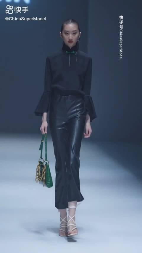 超模中国: 北服小景甜——孙小涵,你们的司藤来了