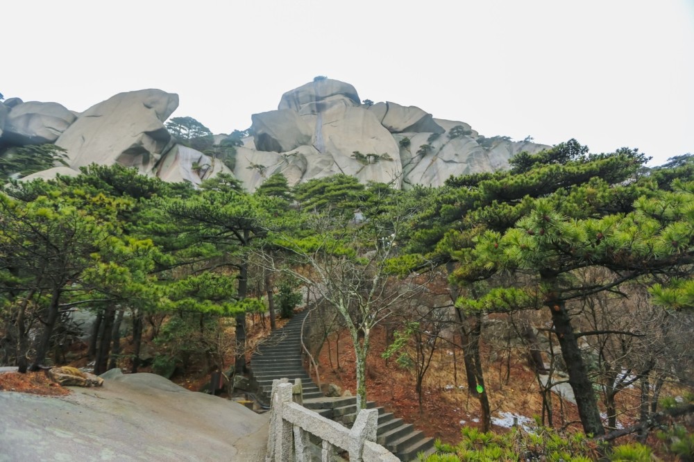 安徽一座与黄山齐名的山峰因仙侠剧琉璃翻火