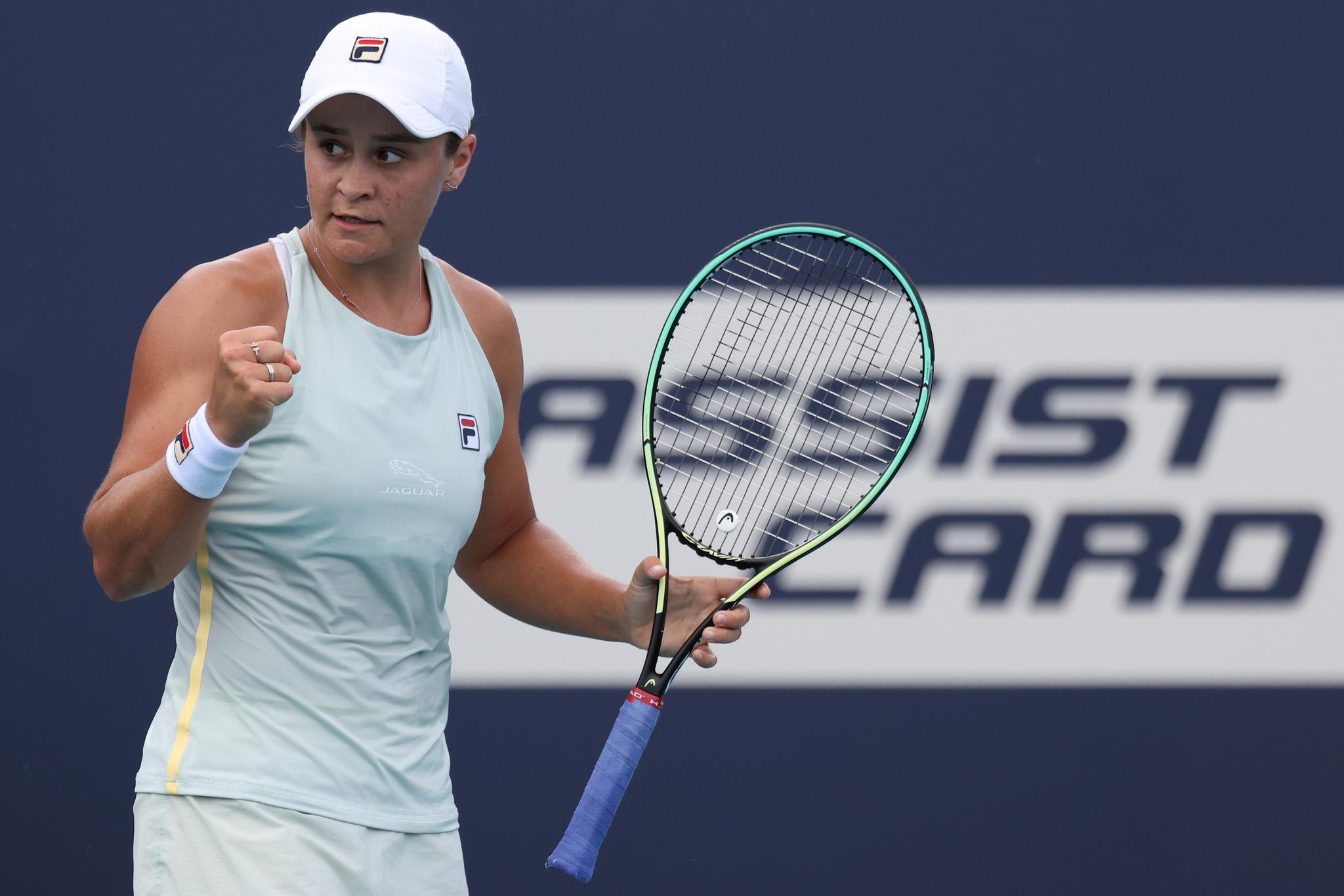 网球——迈阿密公开赛:巴蒂胜阿扎伦卡