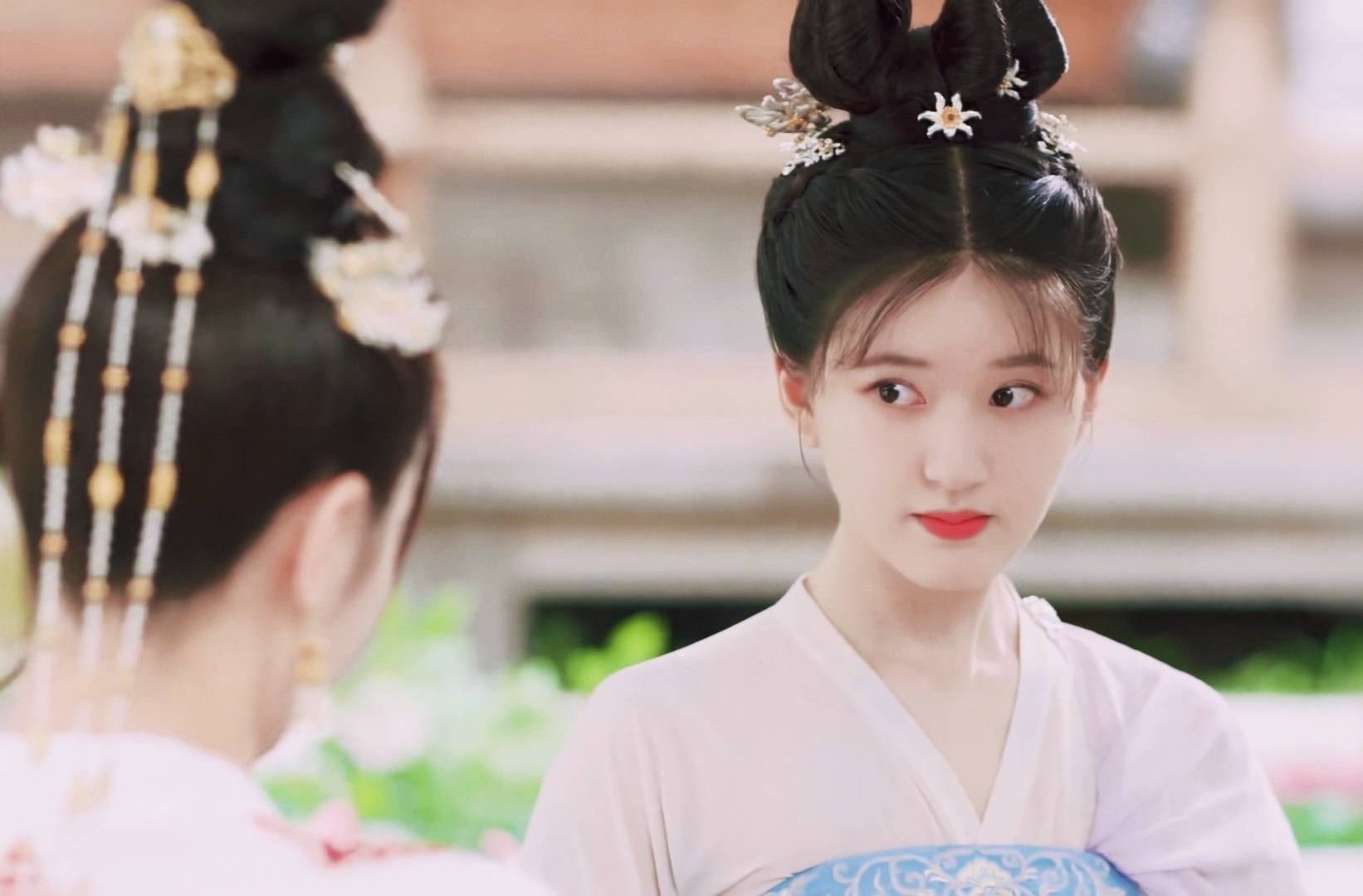 长歌行上线赵露思热度不输热巴造型更美疑似有多条感情线