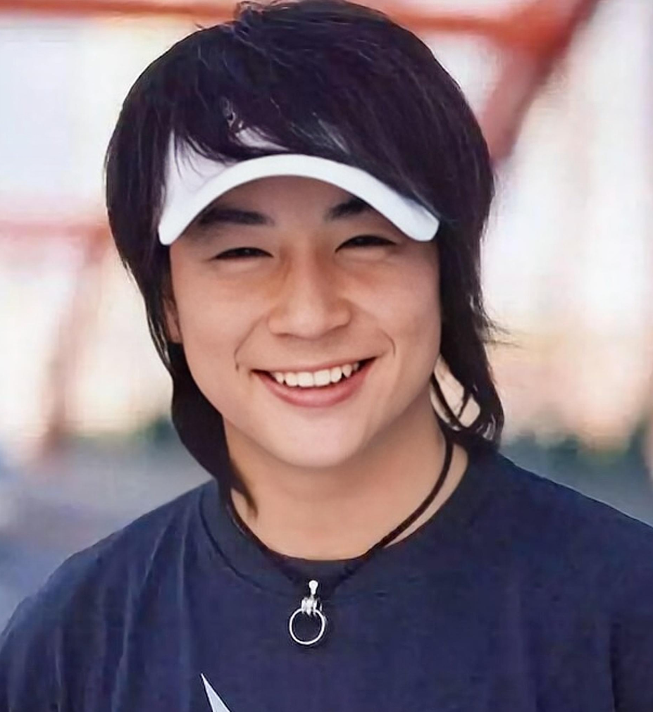 "奶嘴小和尚"释小龙,一位坠落的童星