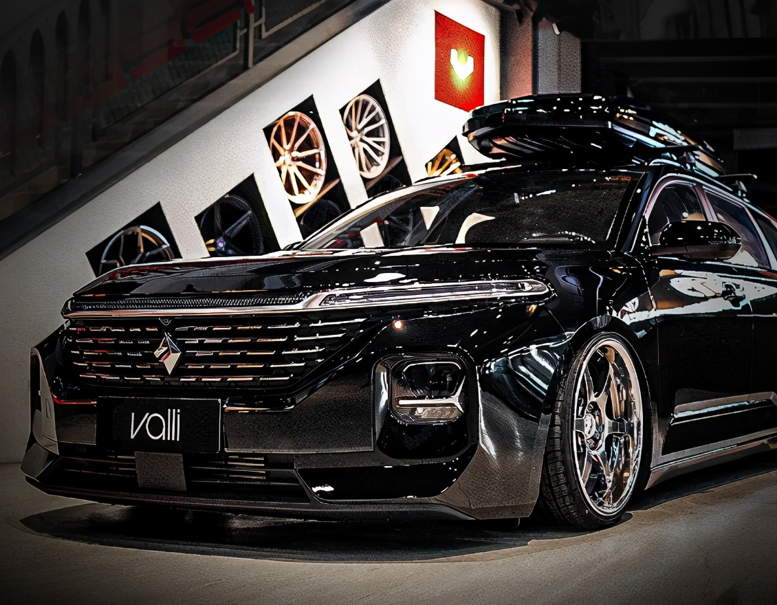 比飞度改装潜力大,新宝骏valli黑武士实车,低趴酷炫又时尚