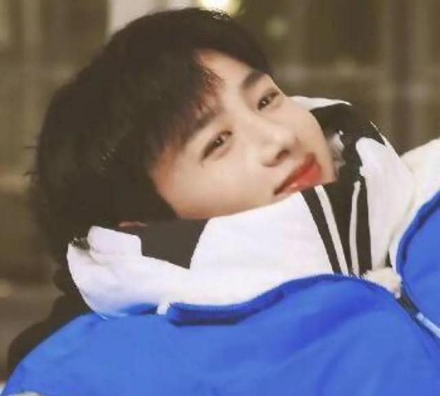 城池营垒—白敬亭来啦：愚人节发圈文案休闲区蓝鸢梦想 - Www.slyday.coM