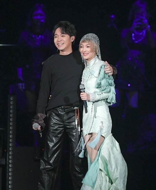 有一种友谊叫"吴青峰和张韶涵"