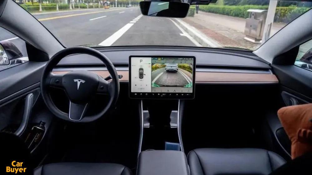 新能源轿车Model 3对比小鹏P7谁更值得买？