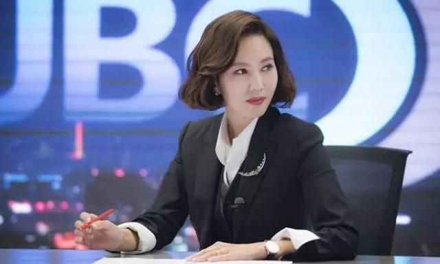 重温迷雾事业型的女人生活中才能更优雅