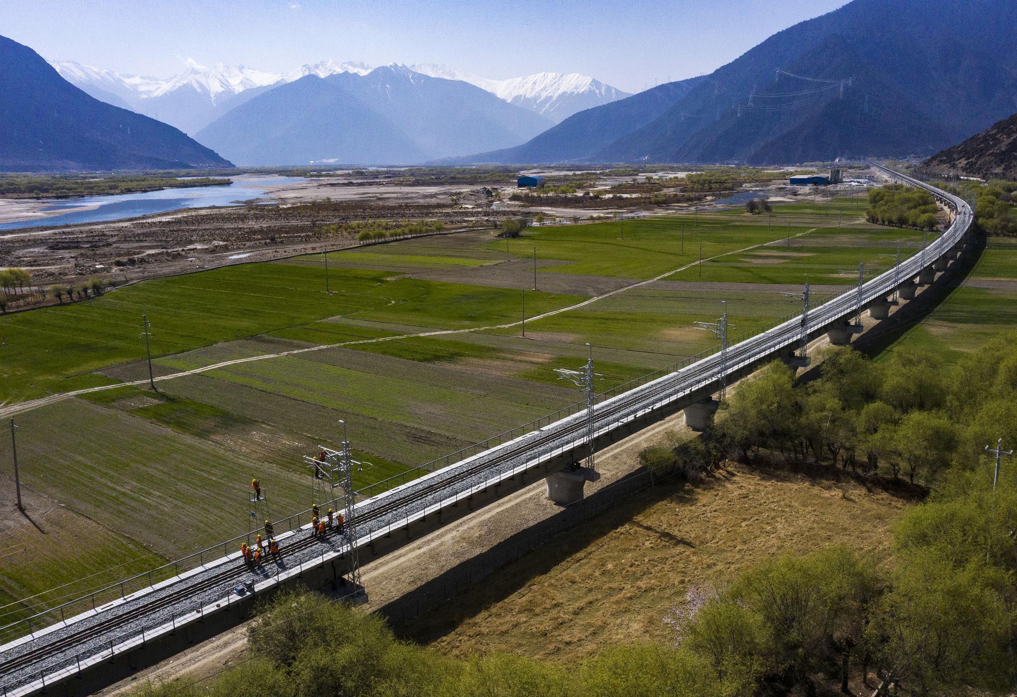 拉萨至林芝铁路开始静态验收
