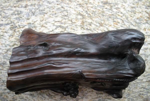 若有幸遇见这种"黑木头",别嫌弃,想个办法带回家,价值极高!