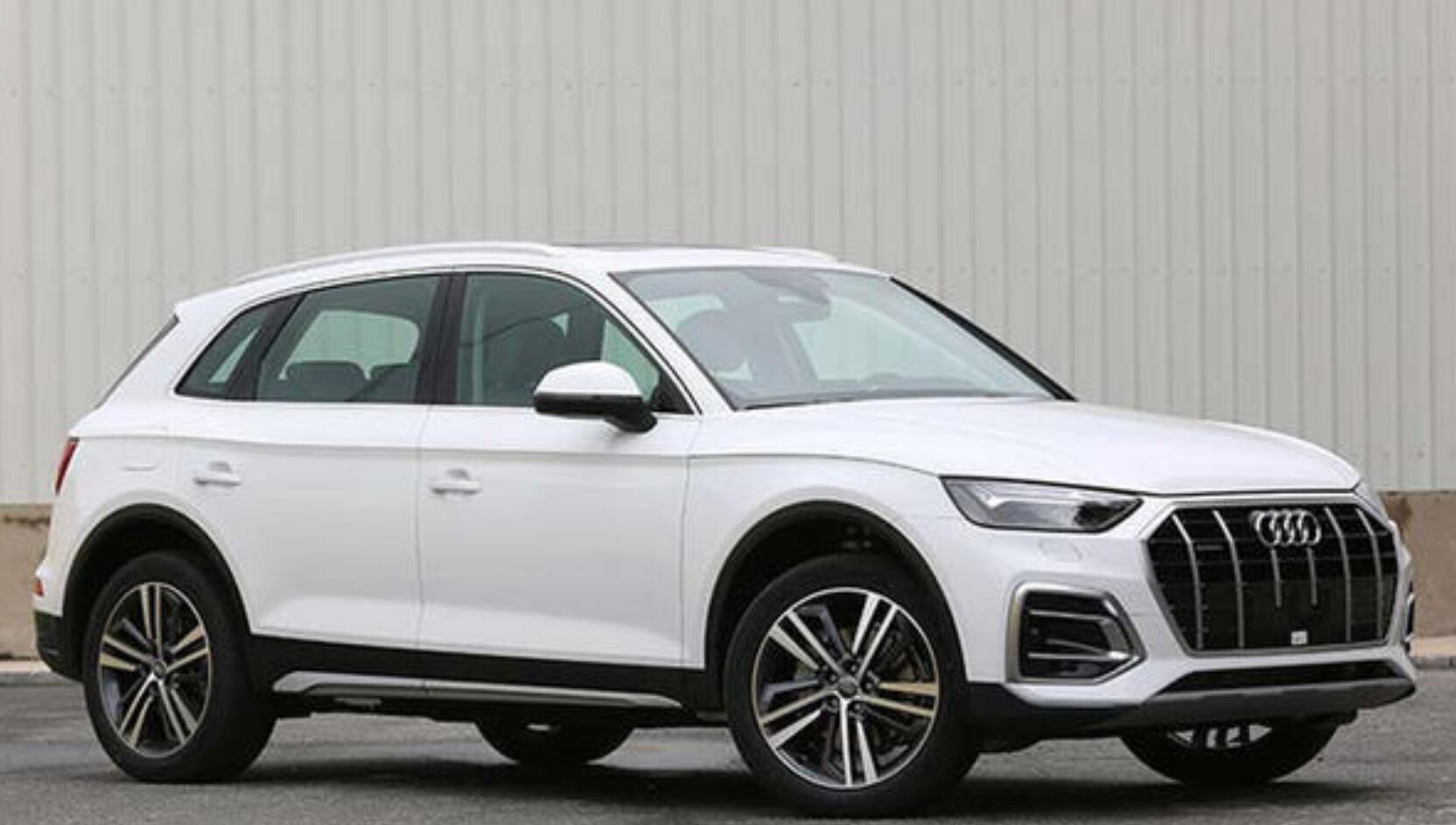 奥迪中期改款q5l实拍 将于5月正式上市