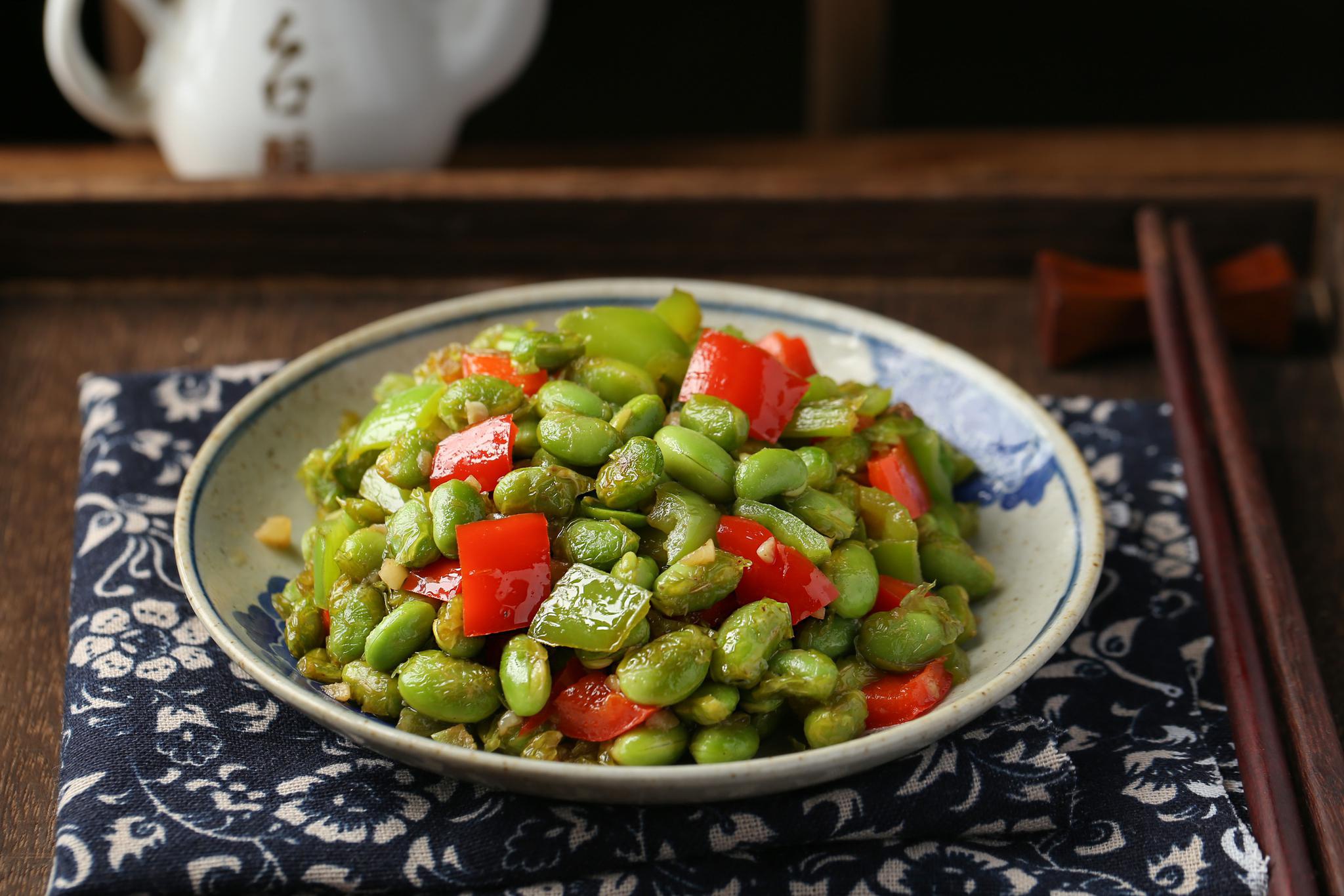 夏天不能错过这豆,搭配青椒炒一炒,鲜甜可口,好有食欲
