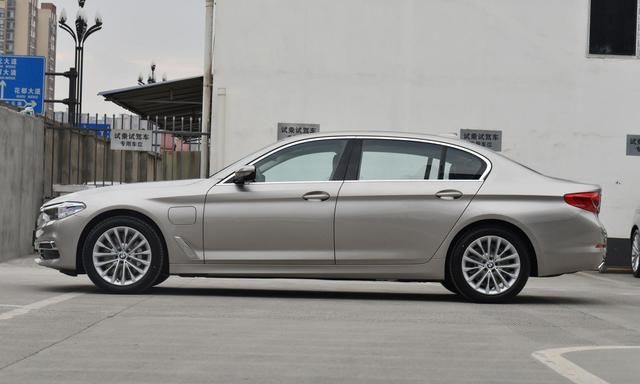 评测|宝马5系530le 从少年到奶爸的进阶之路