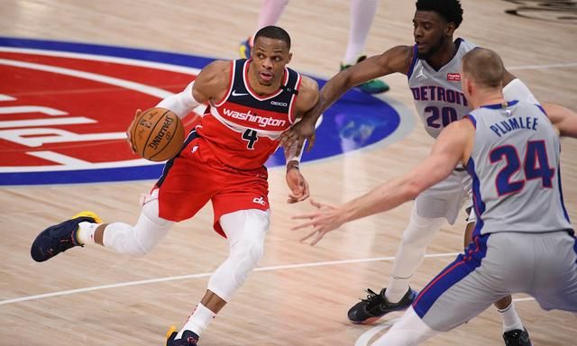 双核44分,倒数第1打崩奇才!威少16分11板12助攻9失误