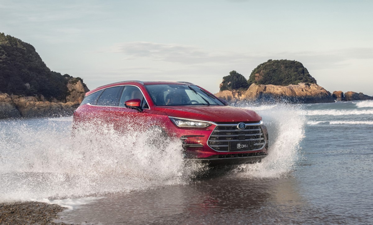 刀片电池1050km续航油耗低至53l唐dmi起售不到20万