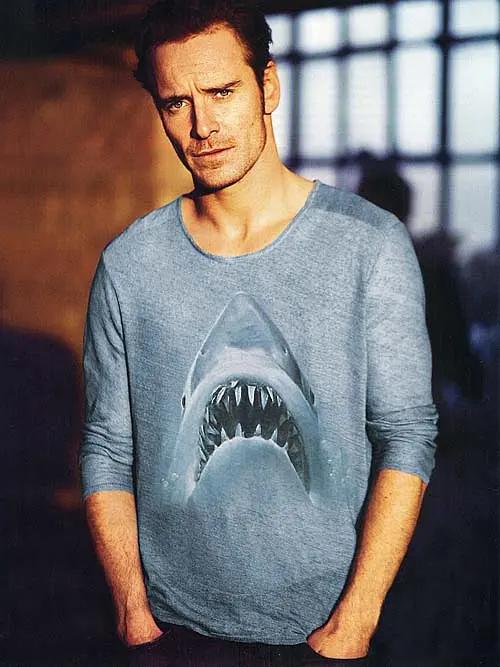 迈克尔法斯宾德44岁生日法鲨生日快乐