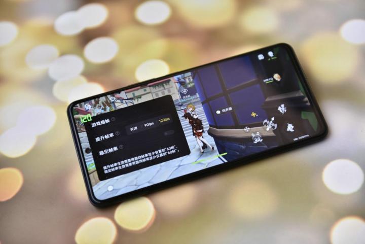 独立显示芯片！iQOO Neo5将电竞基因专业传承！