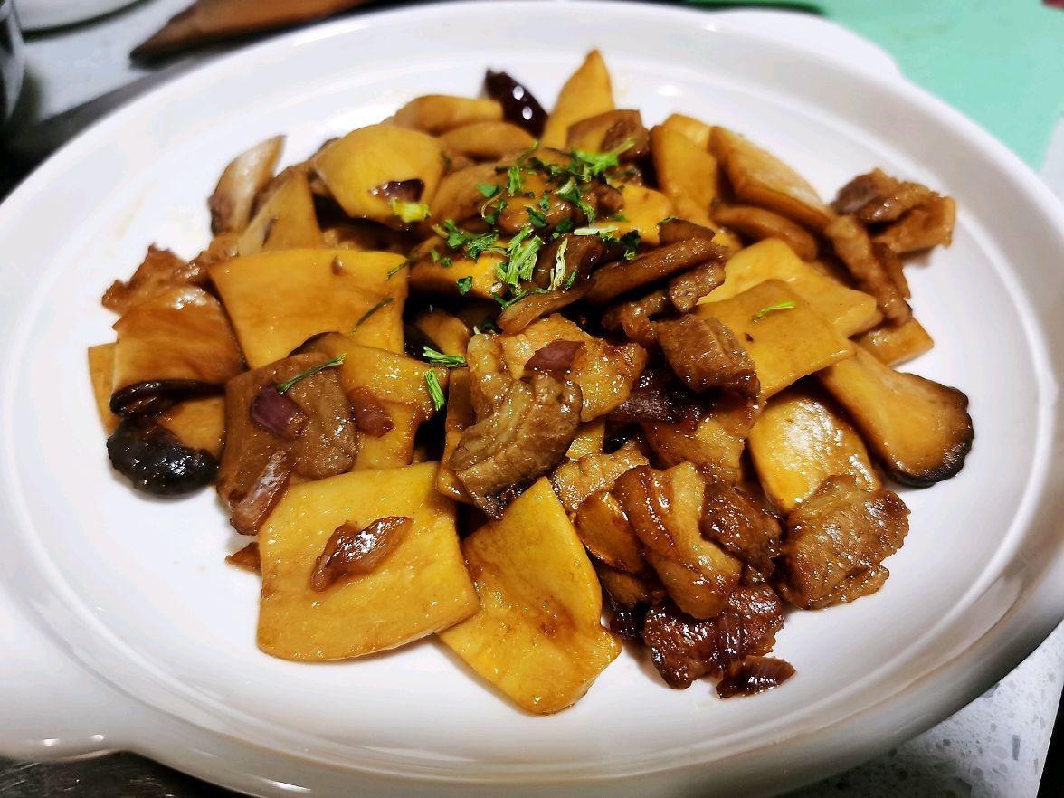 酱香杏鲍菇这么做更好吃,营养美味还能解馋,搭配米饭更是绝配|杏鲍菇