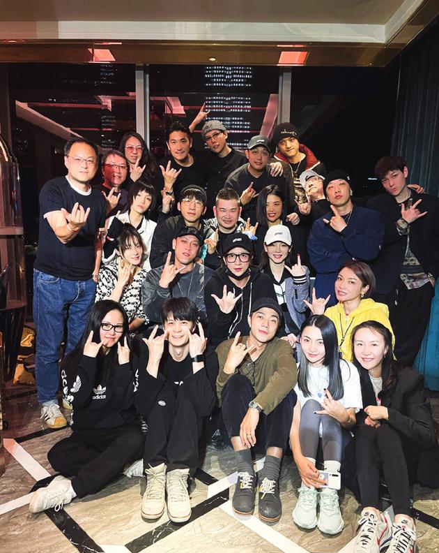 赵英俊留给世界最后的话曝光 张杰晒视频送别好友休闲区蓝鸢梦想 - Www.slyday.coM