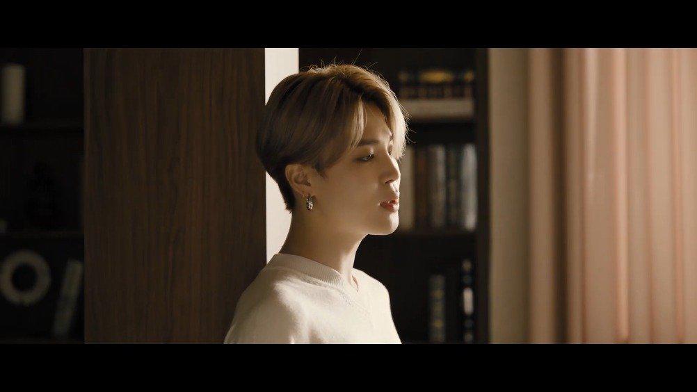 为您推荐: jk 210611 2021 festa bts room live 柾国部分cut…… 为