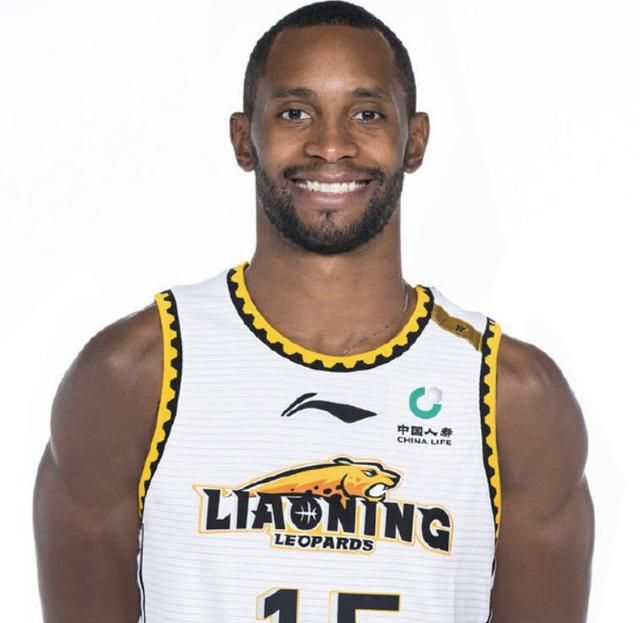 弗格注册新大外有望季后赛出战!辽篮获巨大补强?杨鸣需防两隐患