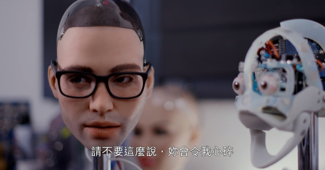 环球直击美国推出男女伴侣机器人满足孤独人群谈心事的需要