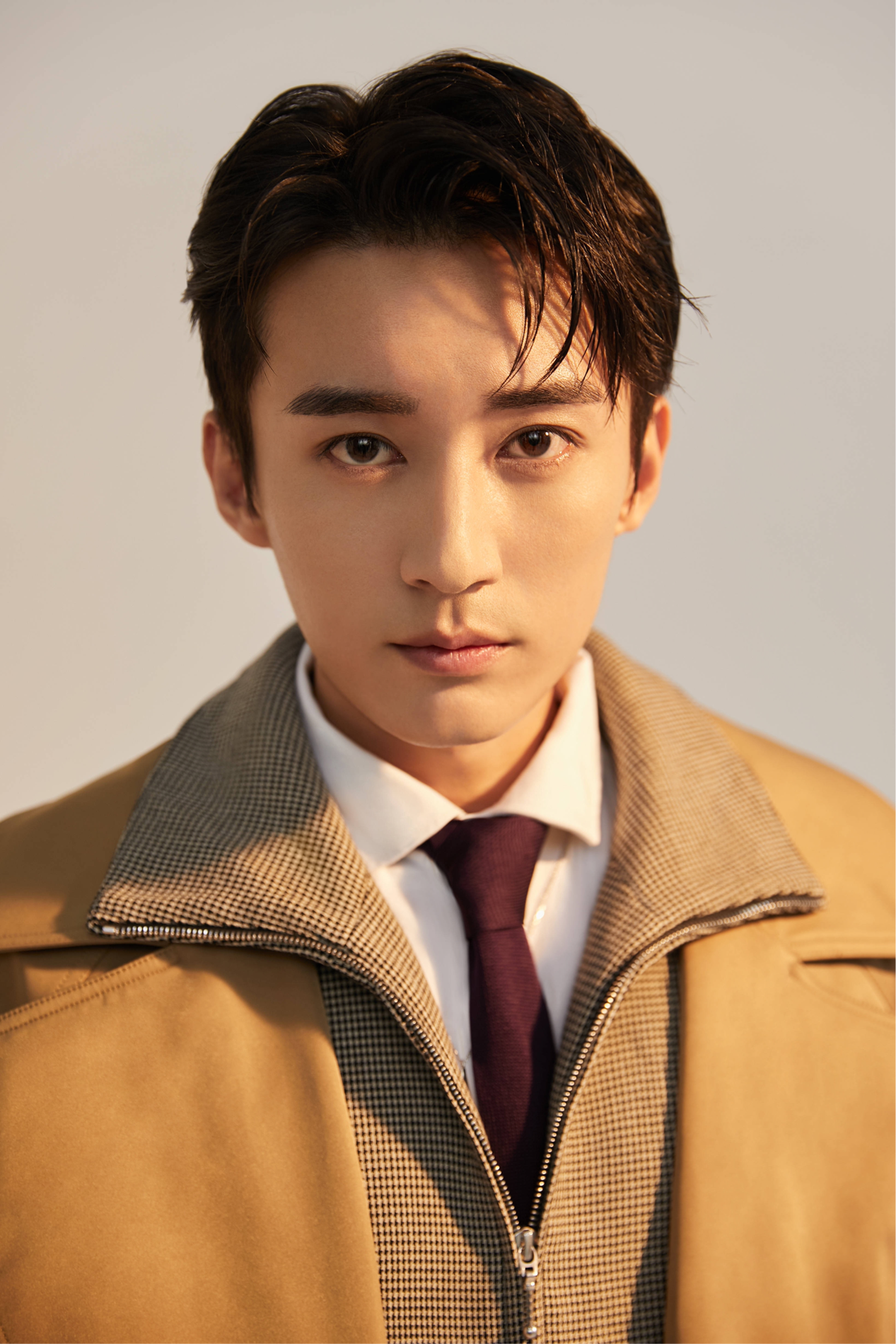 网传《落花时节又逢君》影视化，袁冰妍主演，男主是他休闲区蓝鸢梦想 - Www.slyday.coM