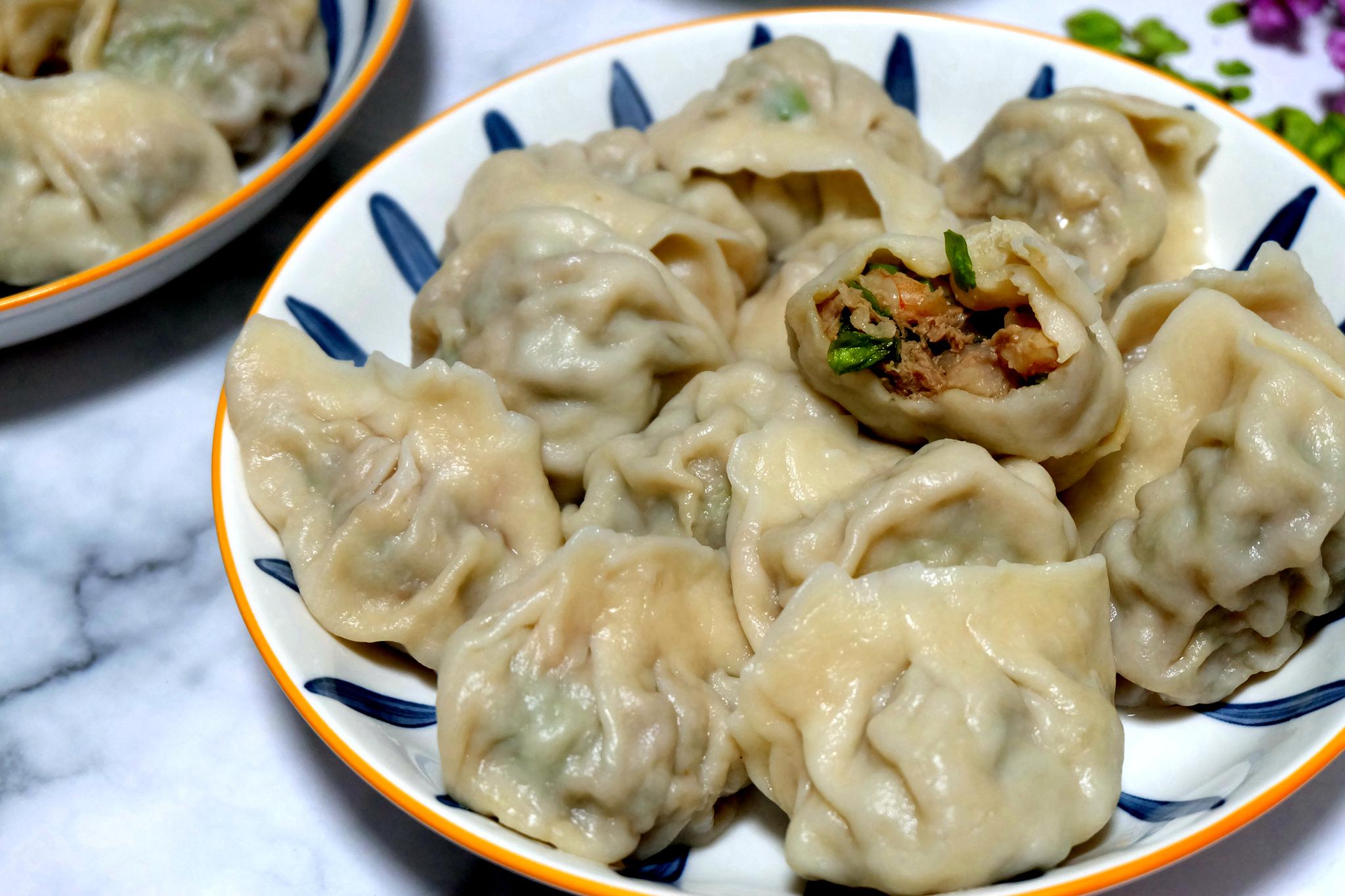 春天多吃榆钱营养丰富好处多教你简单做法包饺子又鲜又嫩