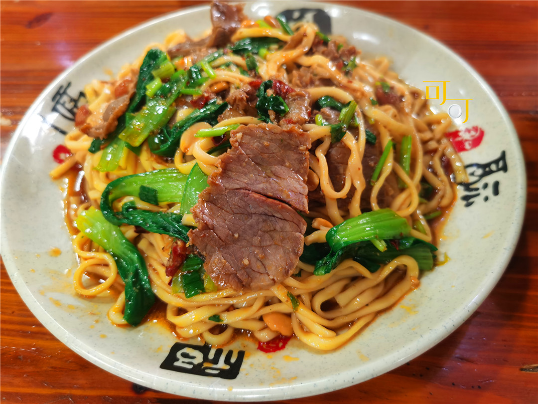 清明小长假去奉化西坞看江南水乡古镇吃牛肉干面两个人30元