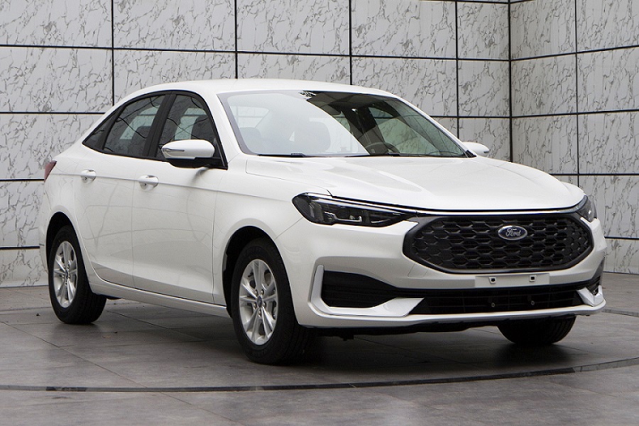 不是马丁脸就没有灵魂新款福睿斯实拍尺寸加长搭三缸动力